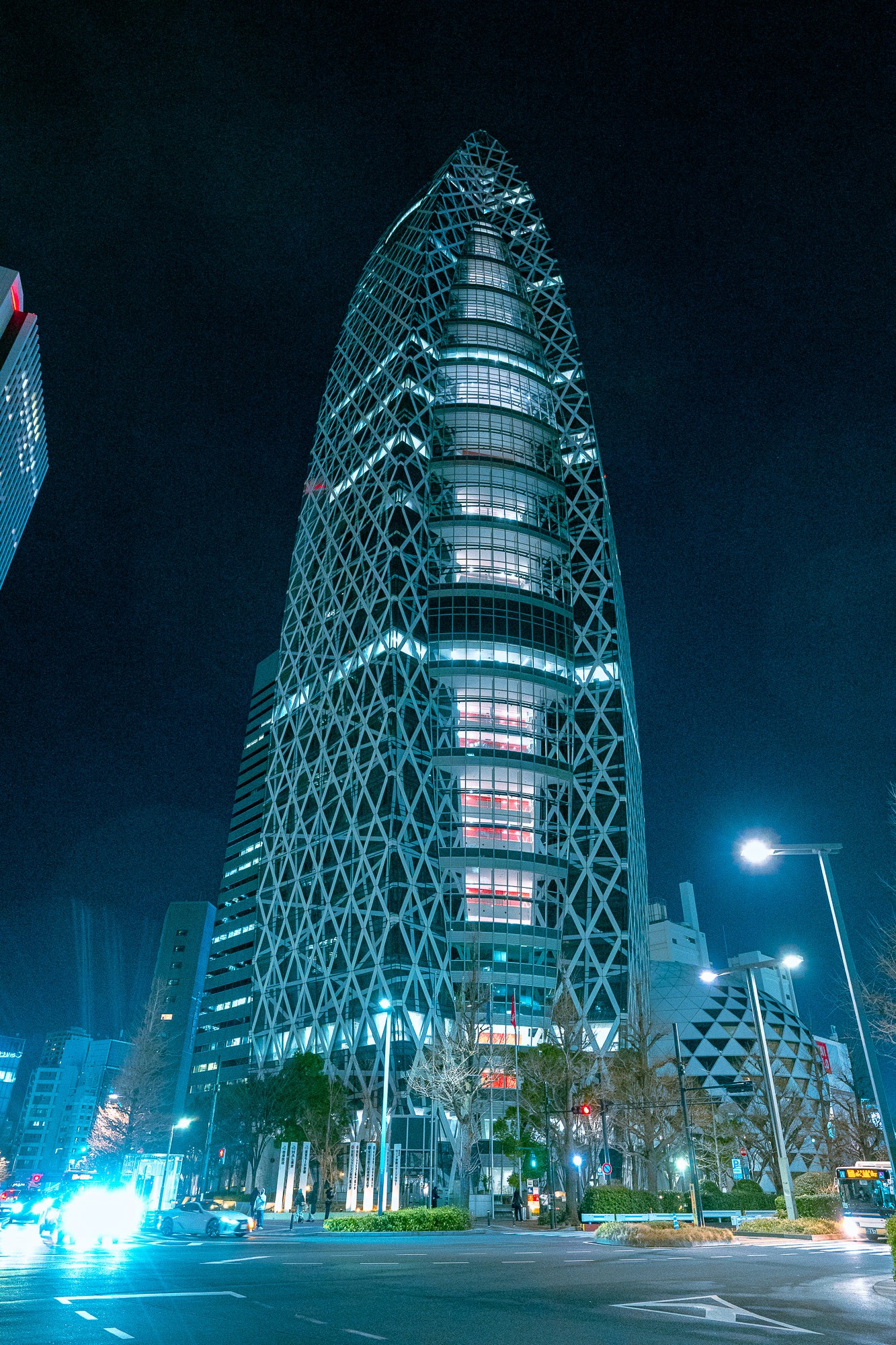 モード学園コクーンタワー