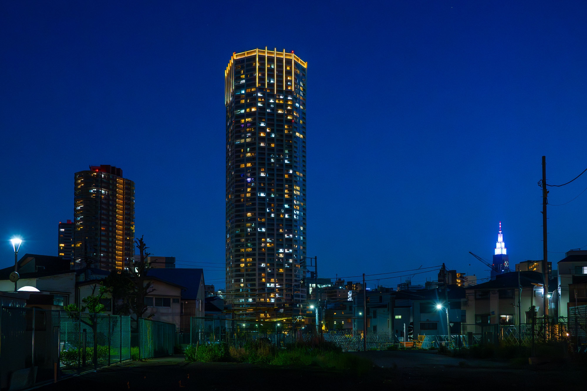 余丁町道路予定地
